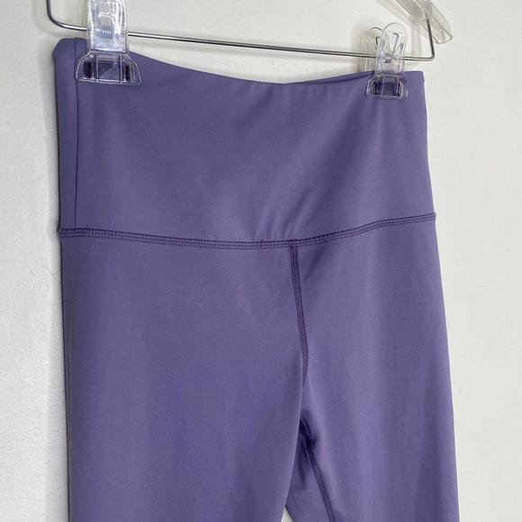 Zyia Active Light N Tight Purple Lasercut Perforated Athletic Leggings Small - Picture 2 of 11